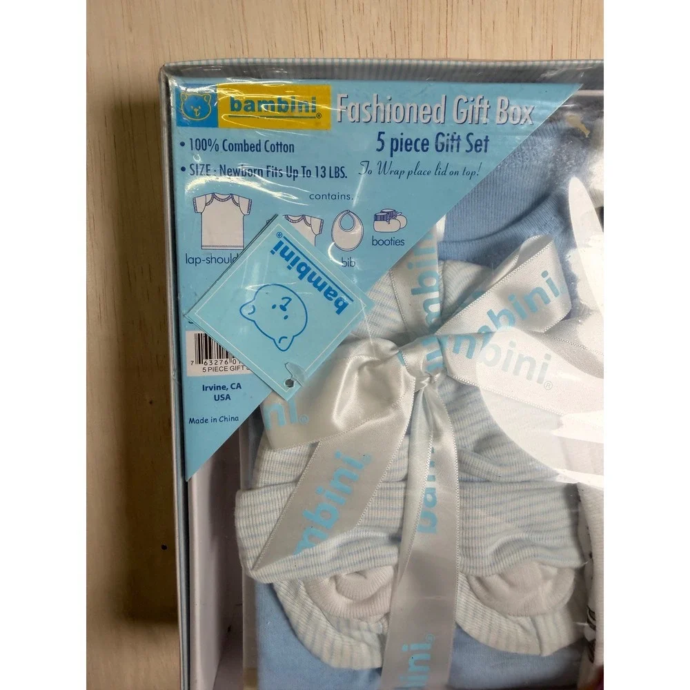 Bambini 5 Piece Gift Set Newborn Blue Excellent NIB Combed Cotton Animal Print